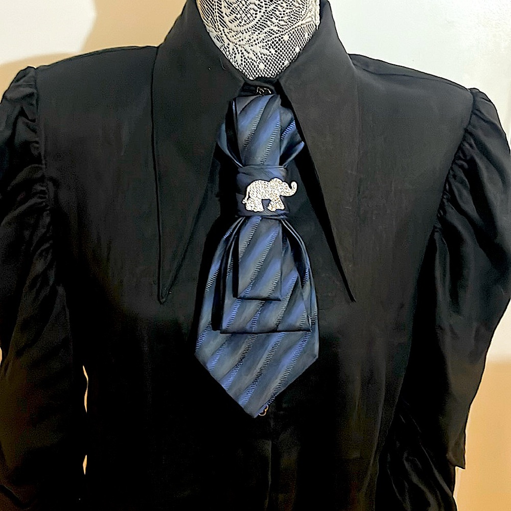 Elegant Blue Striped fashion Tie with Silver elephant Accent